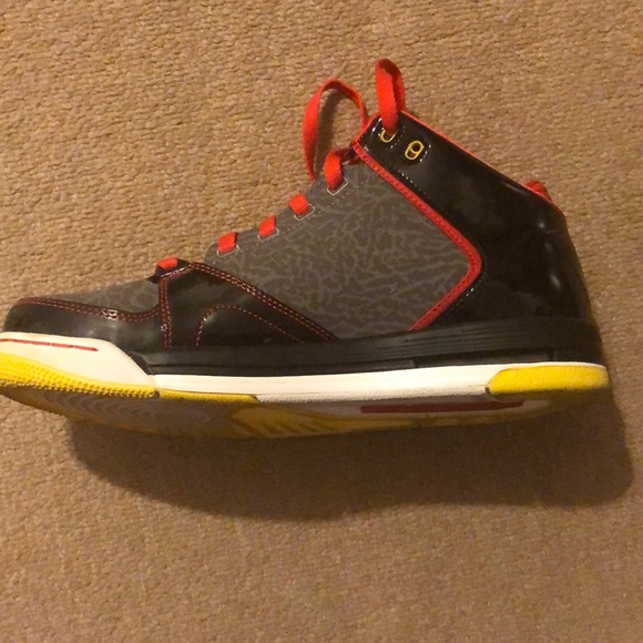 Jordan’s - Picture 4 of 5